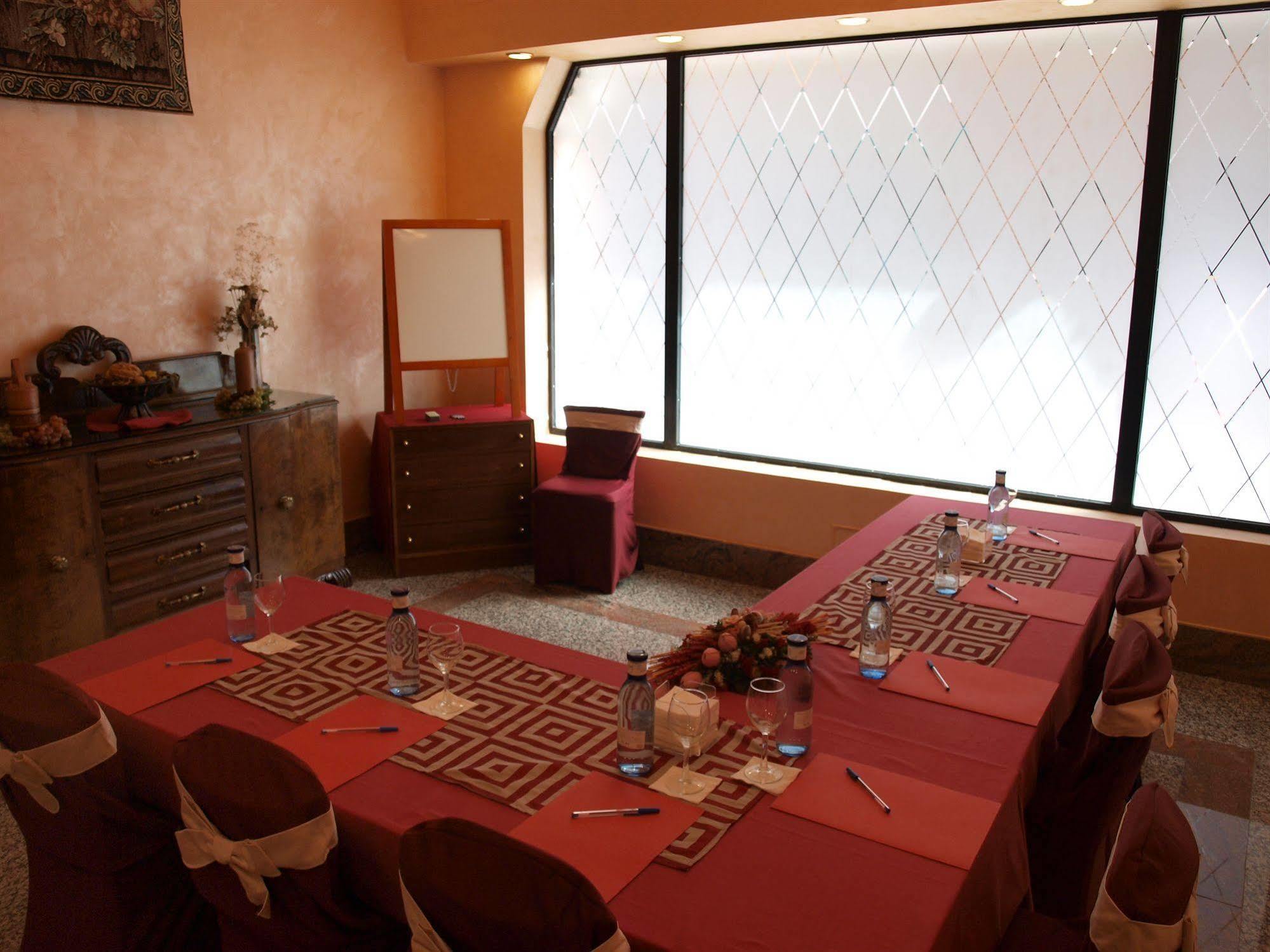 Hotel Don Luis Madrid Kültér fotó